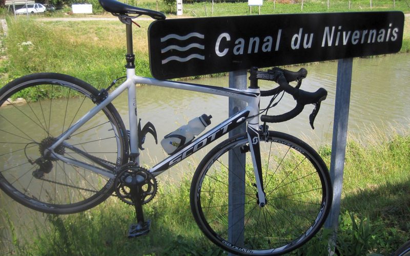 Le canal du Nivernais à vélo